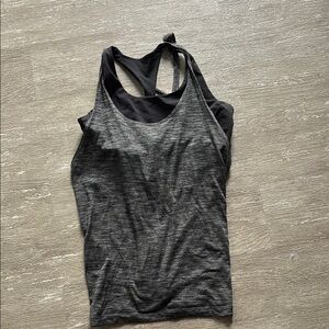Lululemon Athletica Gray Fitted Sleeveless Tank Top